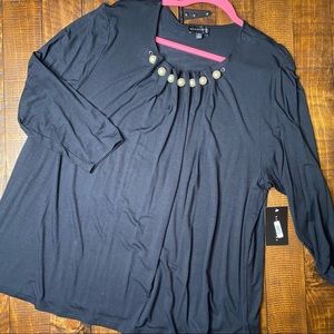 🍀5/$45🍀 Pearl Detail Top